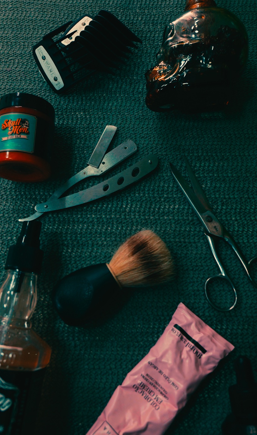 Outils barbier — avec colorimétrie